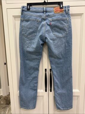 Men's Levi's 511 32x30 Jeans. Faded light blue